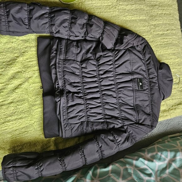 STELLA MCCARTNEY x ADIDAS Quilted Puffer Jacket - Picture 2 of 7
